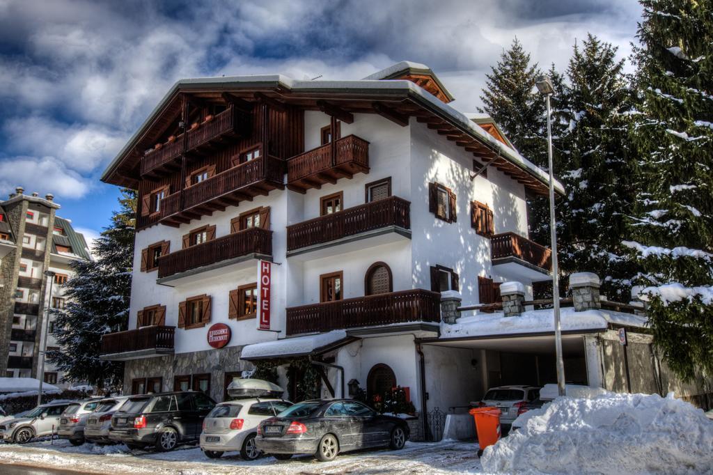 B&B Residence Checrouit クールマイユール エクステリア 写真