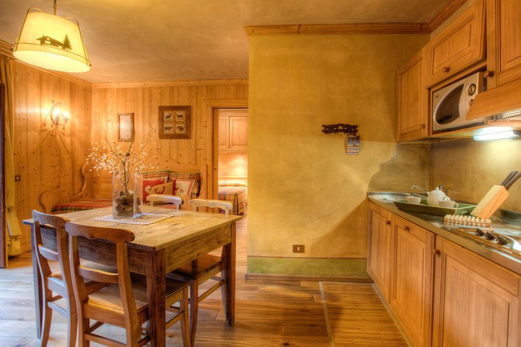B&B Residence Checrouit クールマイユール 部屋 写真